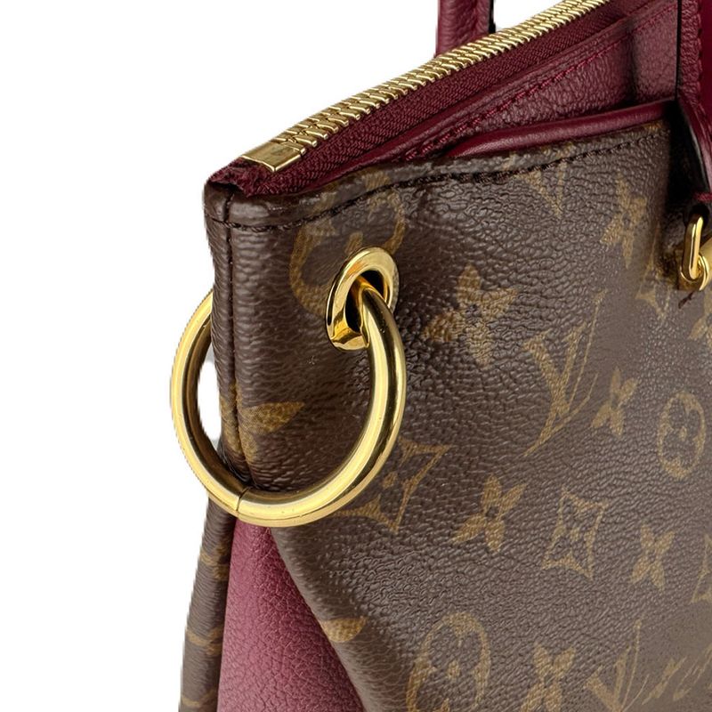 Louis Vuitton Shoulder Bag Pallas
