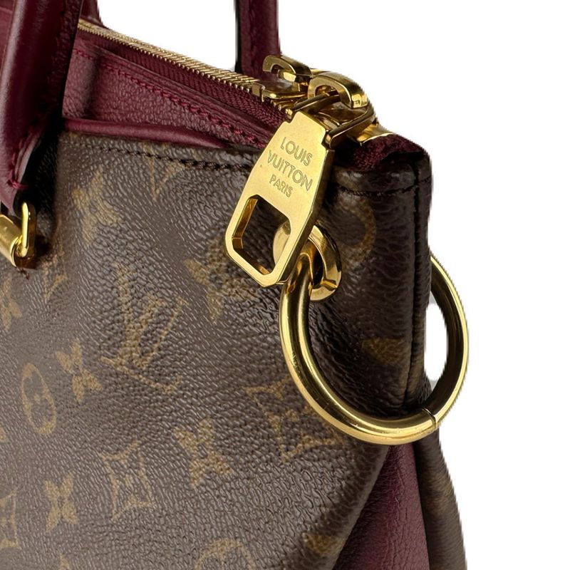 Louis Vuitton Shoulder Bag Pallas