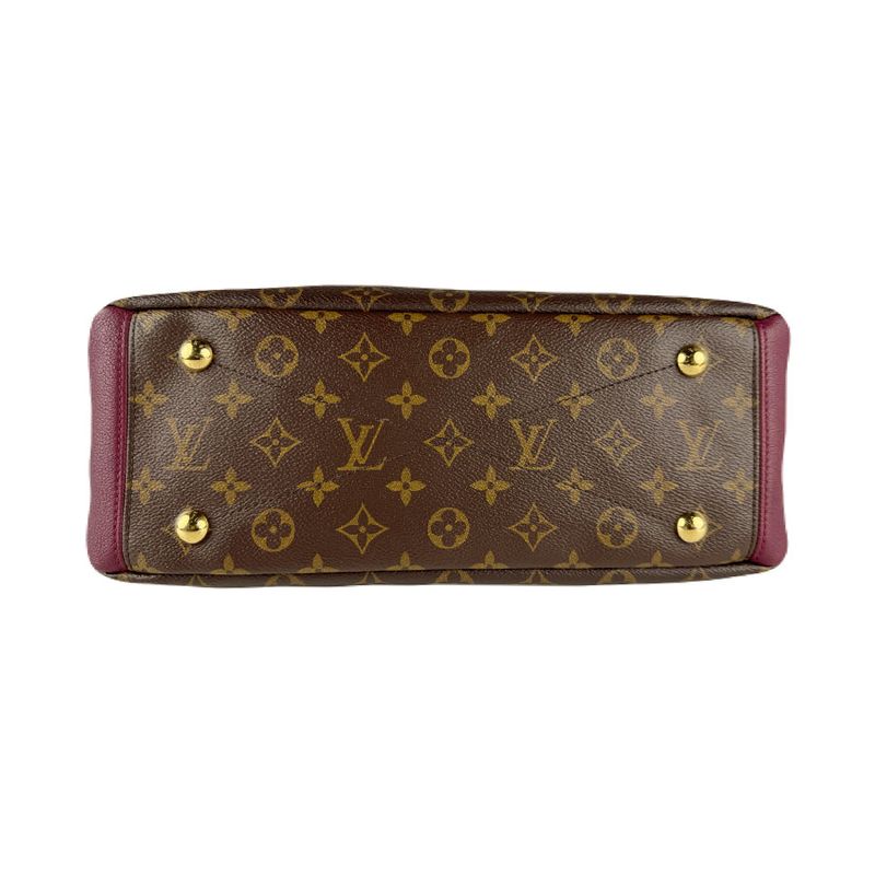 Louis Vuitton Shoulder Bag Pallas