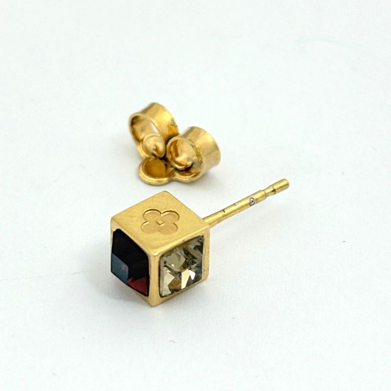 Louis Vuitton Studded Earrings Gambling Gold Plated