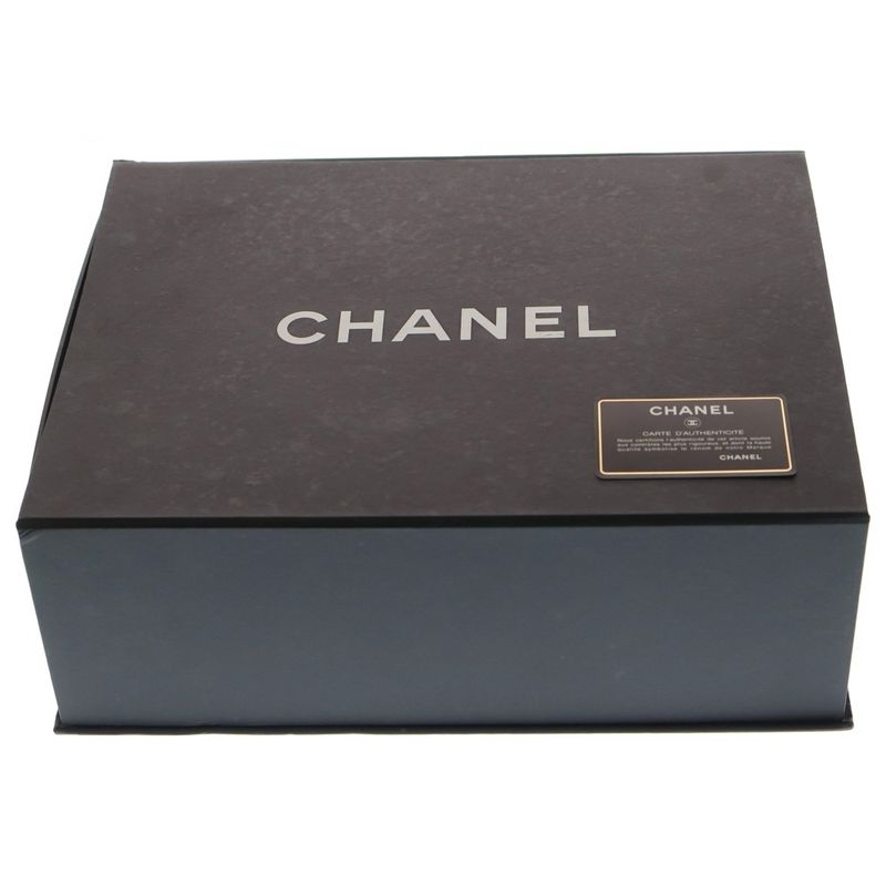 Chanel Beautiful CC Logo Lambskin Leather Chain Shoulder Bag Silver