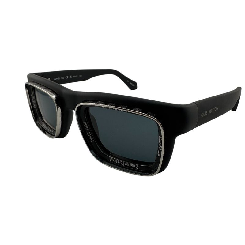 Louis Vuitton LV Supervision Sunglasses Black