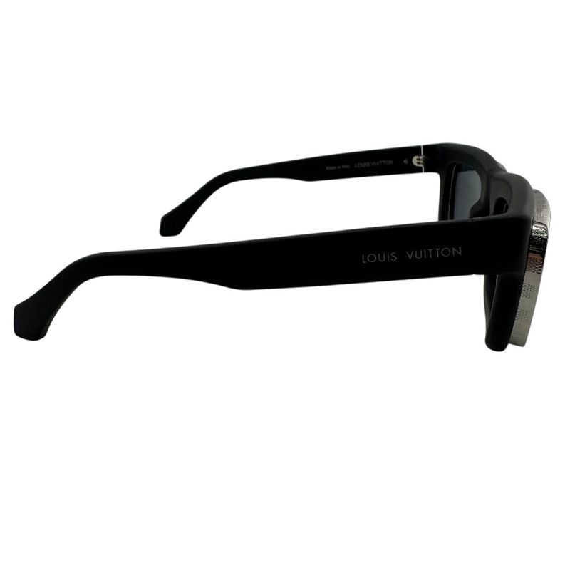 Louis Vuitton LV Supervision Sunglasses Black