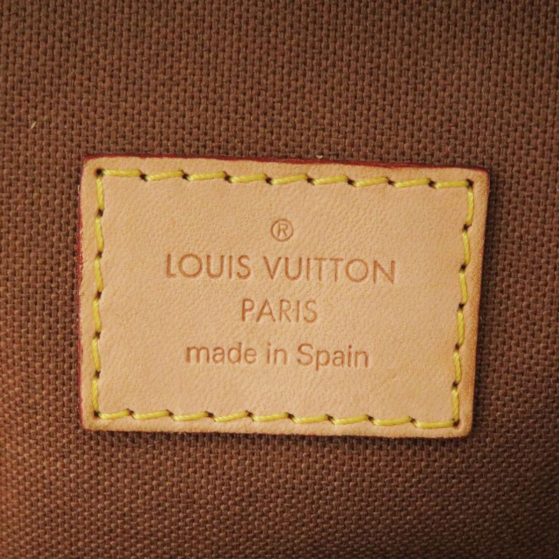 Louis Vuitton Pochette Gange Monogram Body Bag LV