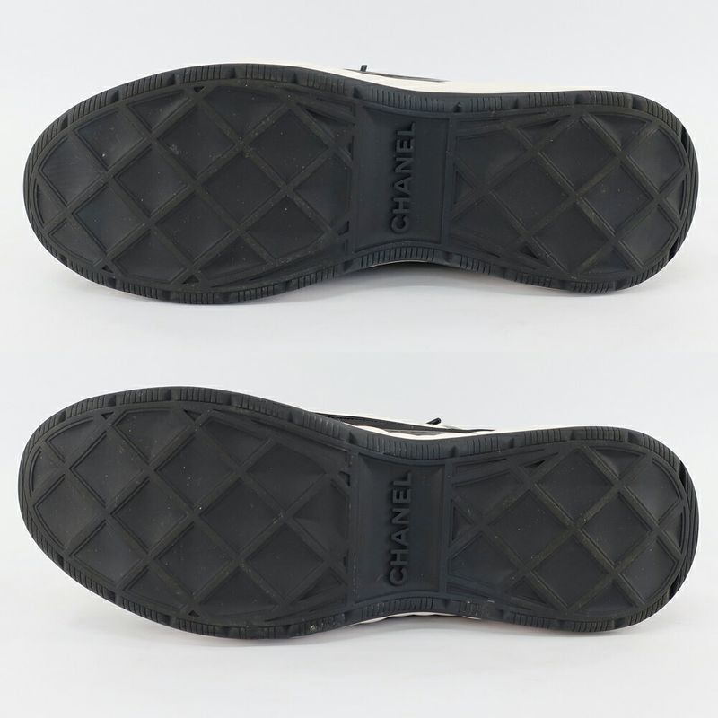 Chanel Sneakers 43 Approx White Black Coco