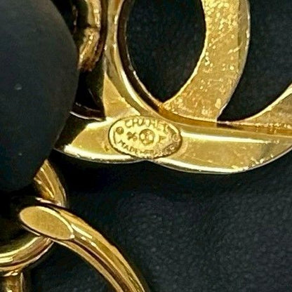 Chanel with Comment Vintage CC Logo Turnlock Motif Chain Bracelet Gold