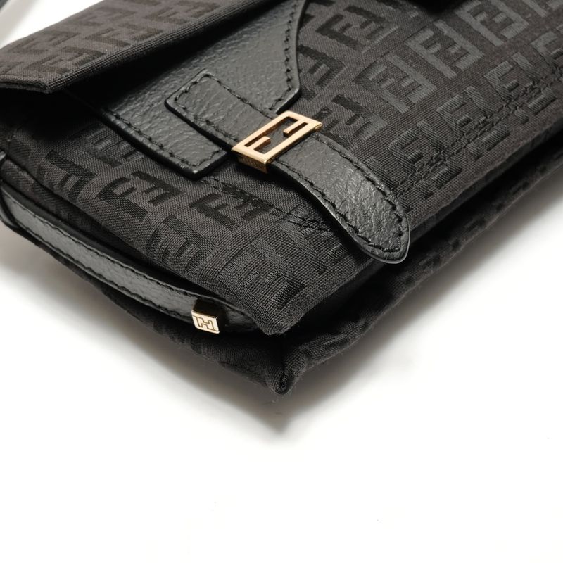 Fendi Shoulder Bag Zucchino Logo Gold