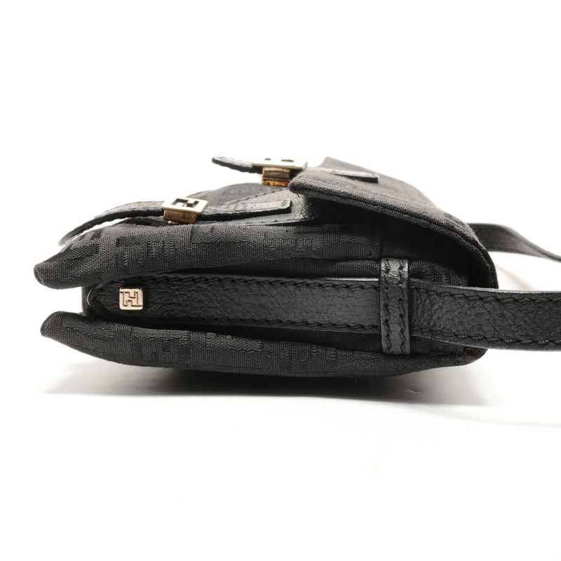 Fendi Shoulder Bag Zucchino Logo Gold