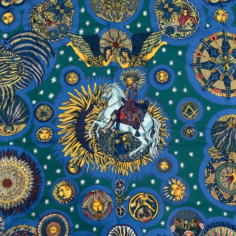 Hermes Carre 90 Scarf le Roy Soleil Sun King 100% Silk Green