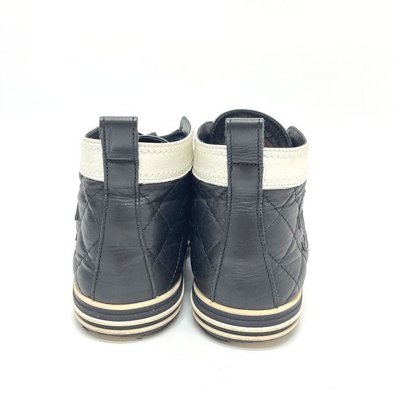 Chanel Sneakers Quilted CC Logo Bicolor Leather Black