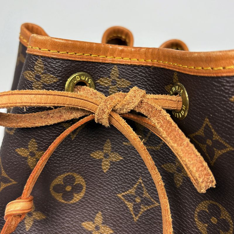Louis Vuitton Petit Noe One Shoulder Drawstring Shape Bag Monogram