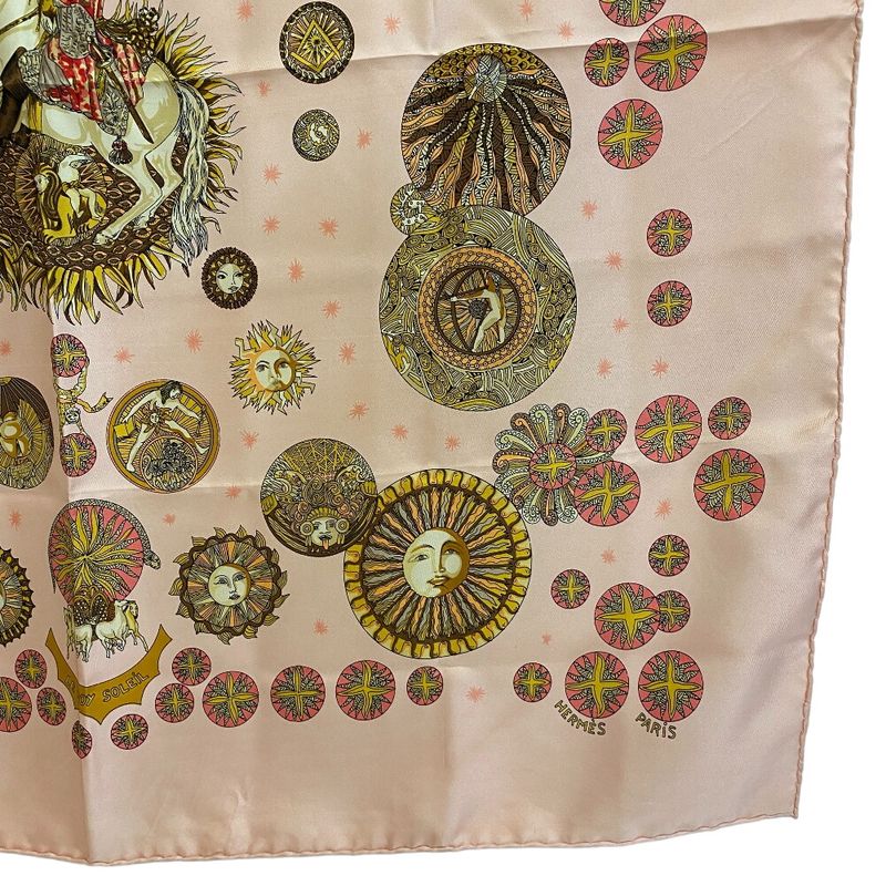 Hermes Carre 90 le Roy Soleil Sun King Scarf Pink
