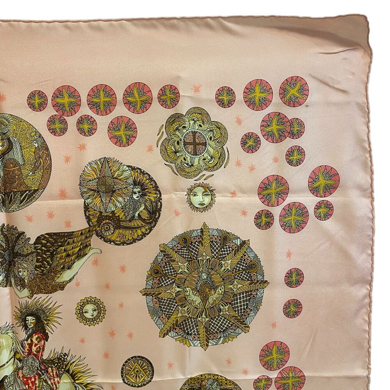 Hermes Carre 90 le Roy Soleil Sun King Scarf Pink