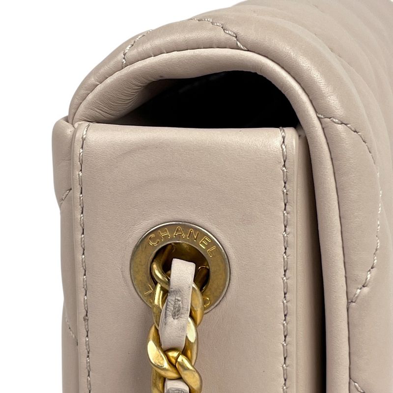 Chanel CC Logo Chain Shoulder Bag Quilted Leather Beige