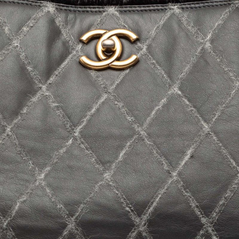 Chanel Quilted CC Logo Chain Tote Gray Black Leather Tweed