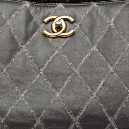 Chanel Quilted CC Logo Chain Tote Gray Black Leather Tweed