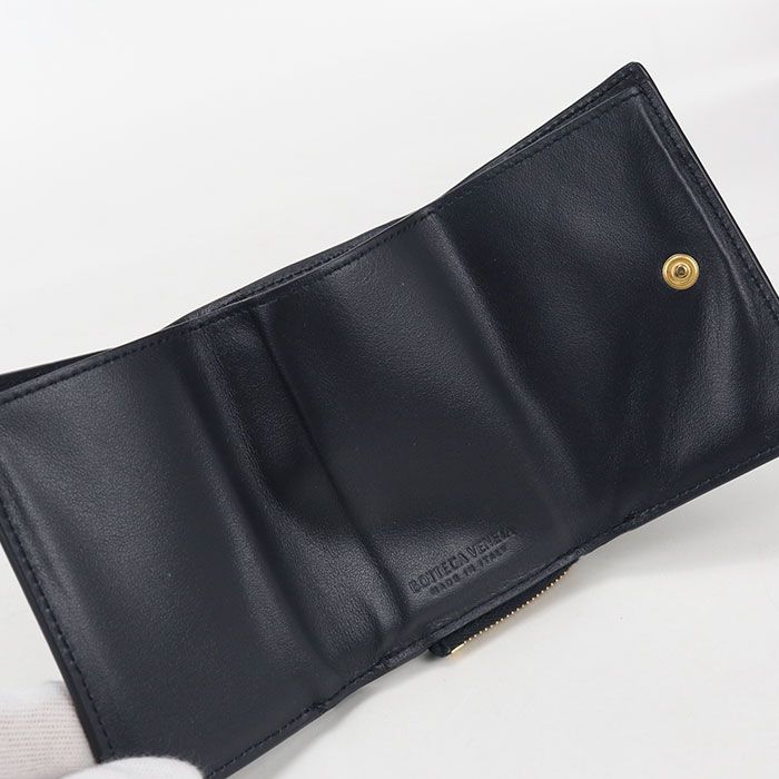 Bottega Veneta Intrecciato Trifold Wallet Leather