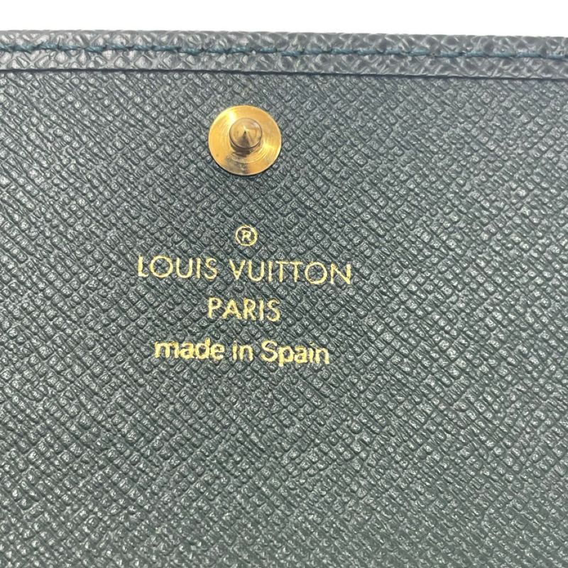 Louis Vuitton Taiga Multicles 6 Key Case Epi Sear