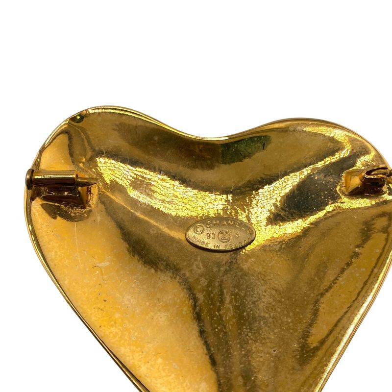 Chanel Vintage Brooch Gold