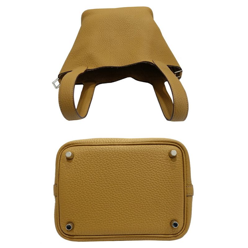 Hermes Picotin Lock PM Handbag Manufactured in Biscuit