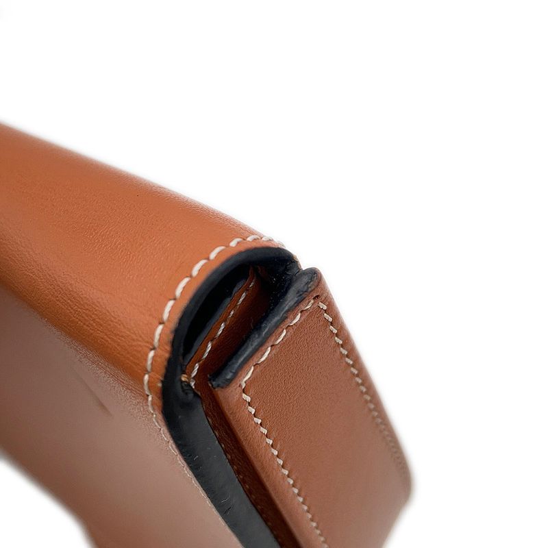 Loewe Shoulder Bag Anagram Heel Leather