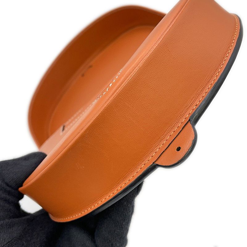 Loewe Shoulder Bag Anagram Heel Leather
