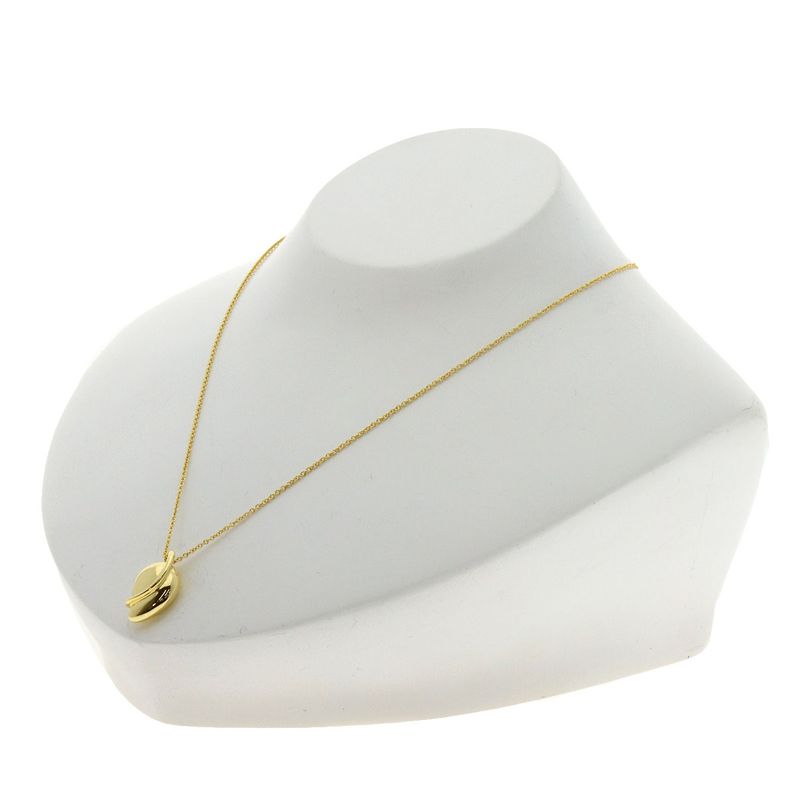 Tiffany & Co. Leaf Elsa Peretti Necklace 18K Yellow Gold