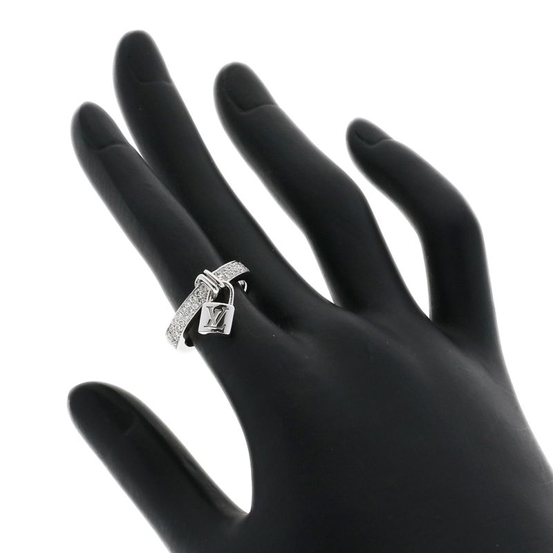 Louis Vuitton Baglock Pave Diamond 48 Ring 18K White Gold