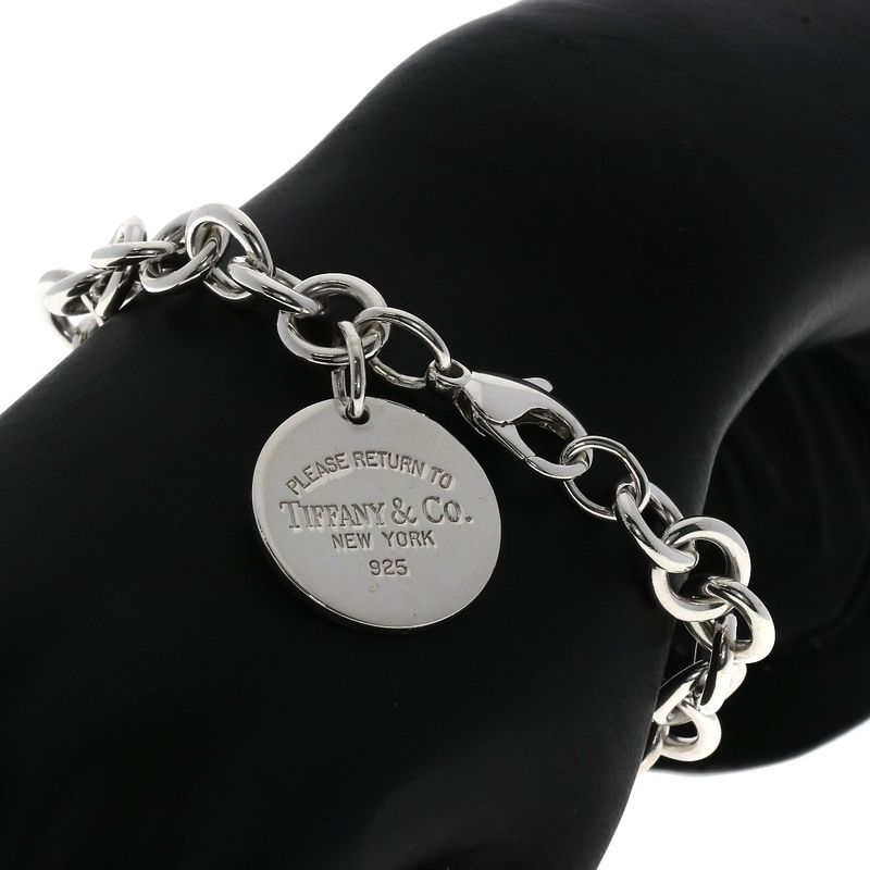Tiffany & Co. Return to Round Bracelet