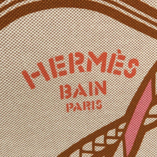 Hermes Yachting Pouch Is Made of Canvas