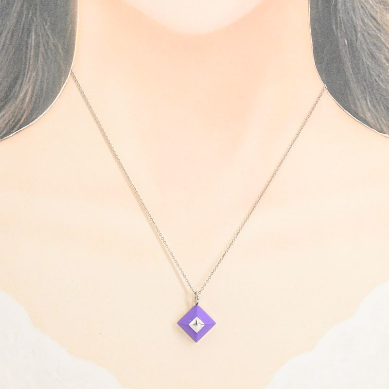 Hermes Necklace Med Lucupidone