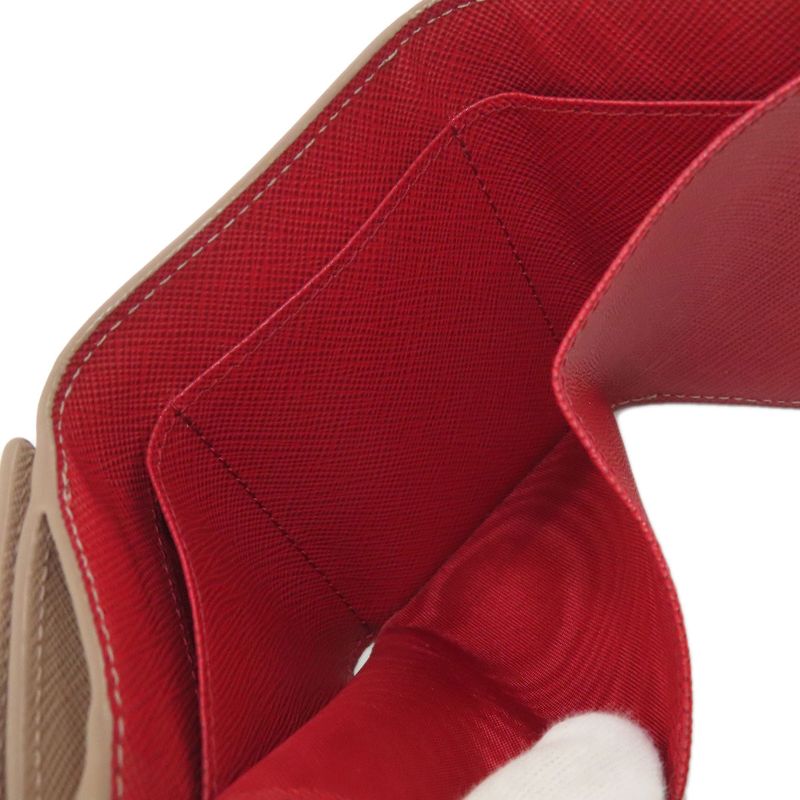 Prada Compact Wallet Bifold Saffiano
