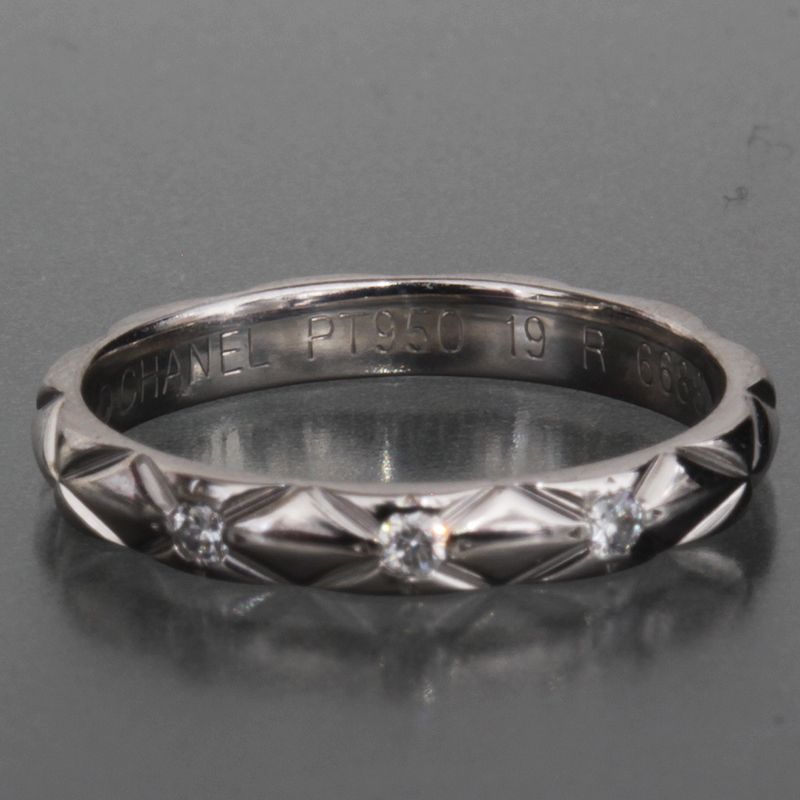 Chanel Quilted Diamond Ring