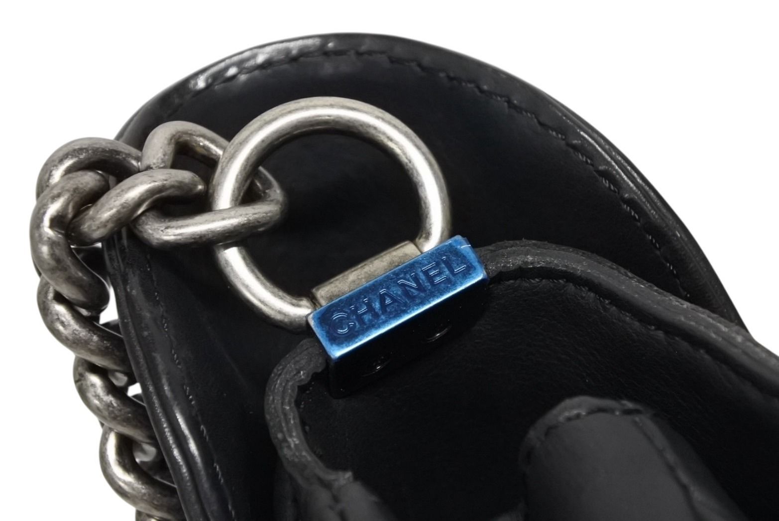Chanel Paris Dallas Fringe Flap Saddle Bag Quilted Calfskin Black — view 6