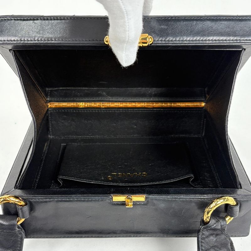 Chanel Stitch Shoulder Bag Chevron CC Logo Leather Black