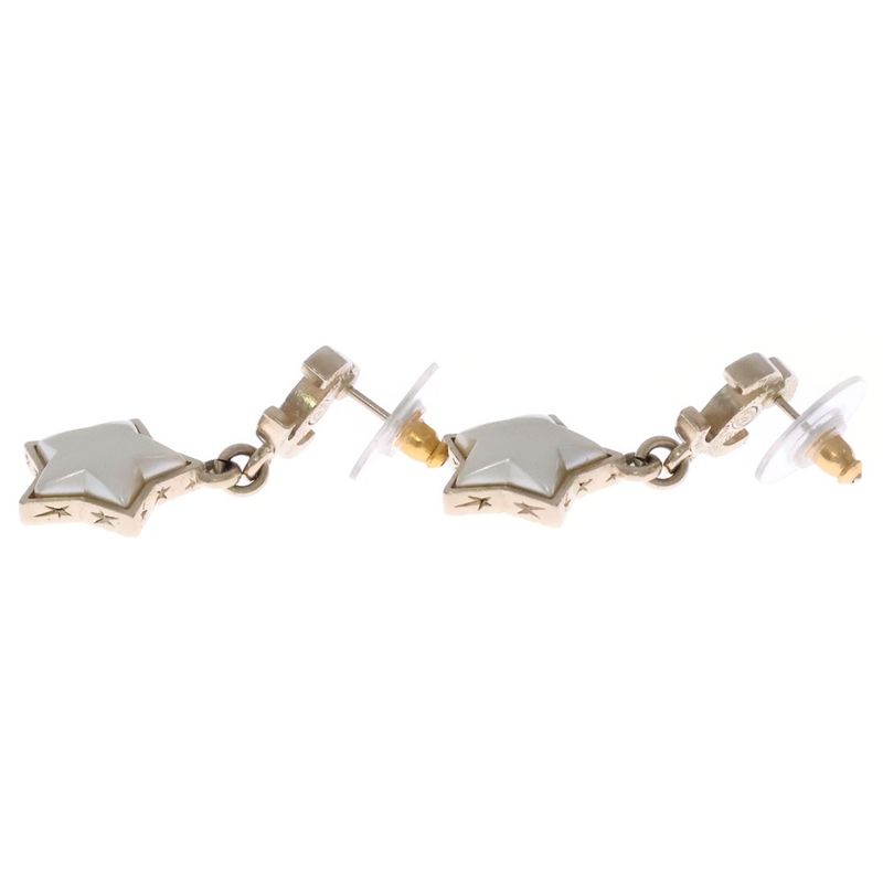 Chanel Star Motif CC Logo Earrings Pearl Gold