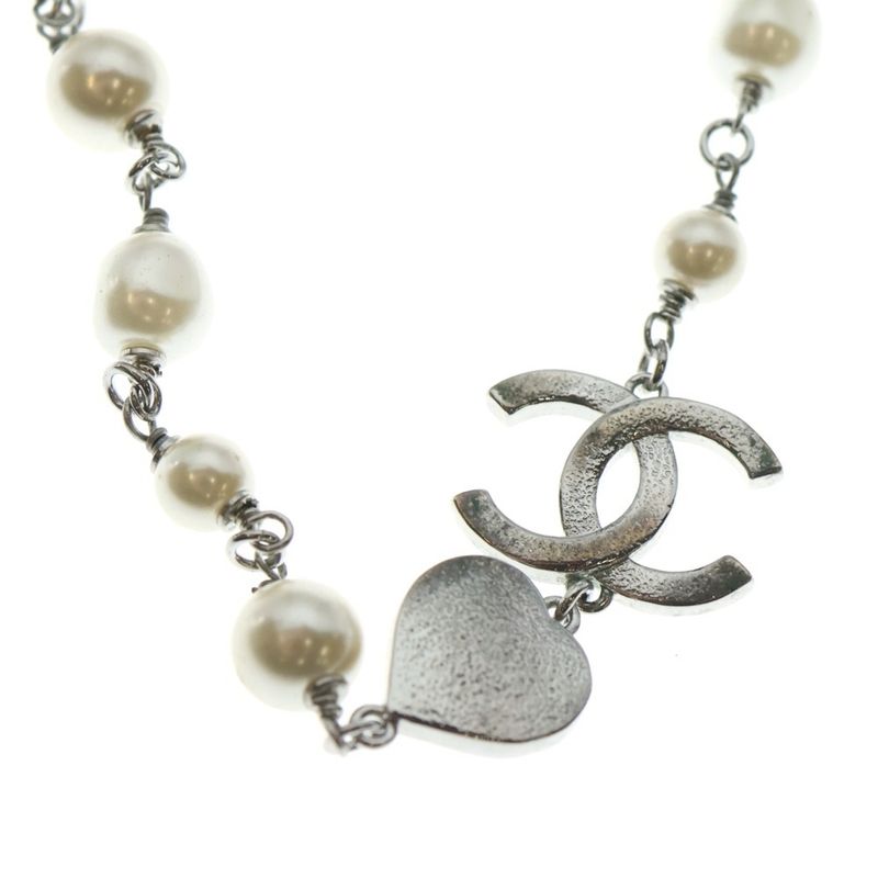 Chanel CC Logo Pearl Necklace Heart Pendant Chain Silver White