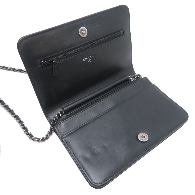 Chanel Shoulder Bag Black M