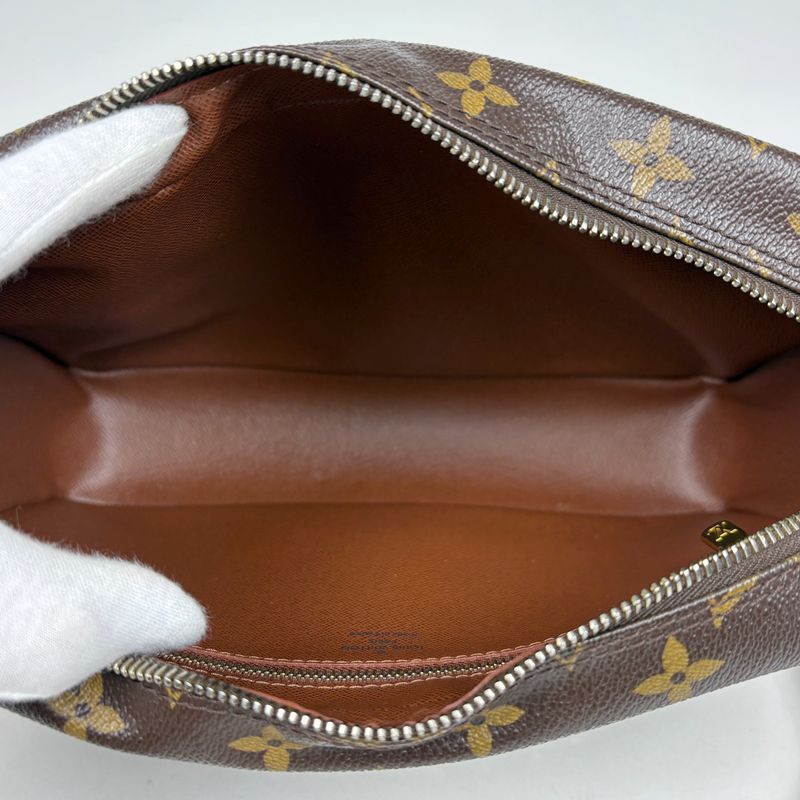 Louis Vuitton Trocadero 27 Crossbody Shoulder Bag Monogram Brown