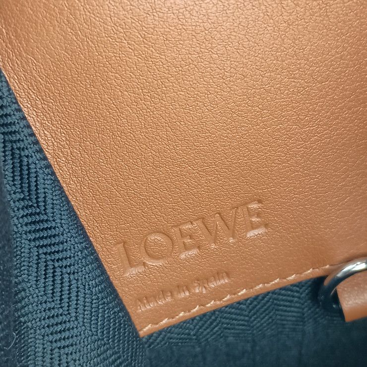 Loewe Handbag Hammock Small Tan Classic Calf 2-Way
