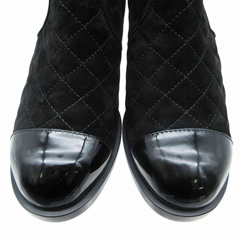 Chanel Suede CC Logo Turnlock Quilted Boots Shoes