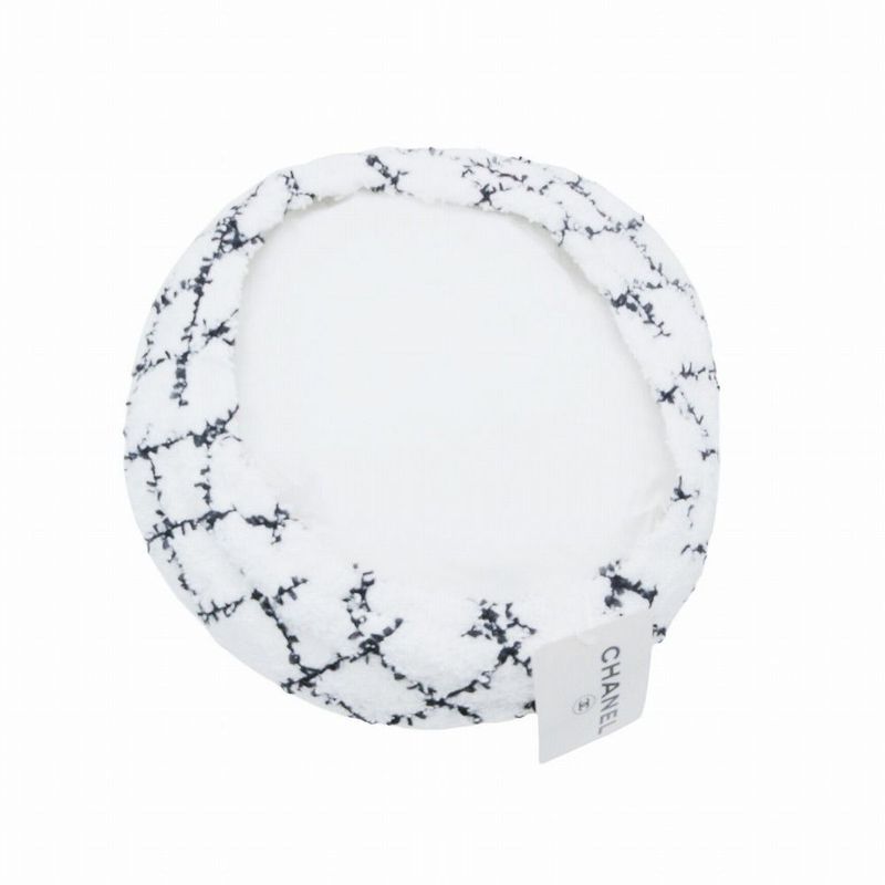 Chanel Tweed Plaid Beret Cap White M Tnt