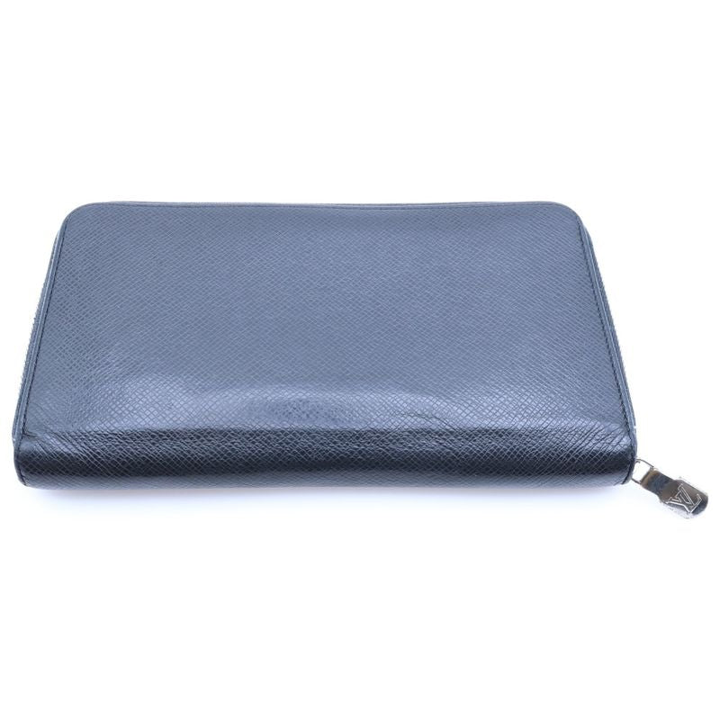 Louis Vuitton Taiga Round Zip Fastener Long Wallet Black