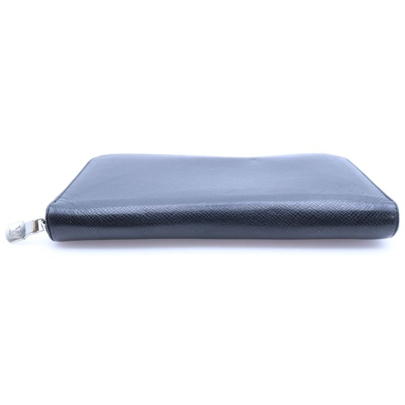 Louis Vuitton Taiga Round Zip Fastener Long Wallet Black