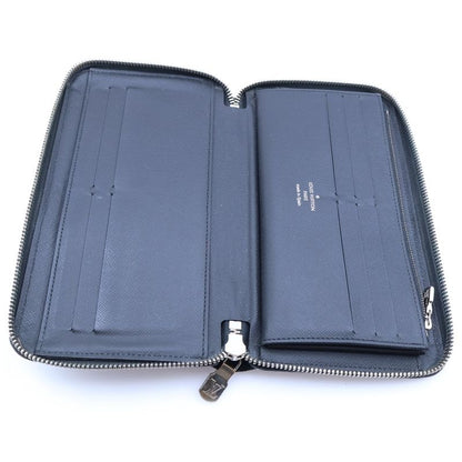 Louis Vuitton Taiga Round Zip Fastener Long Wallet Black