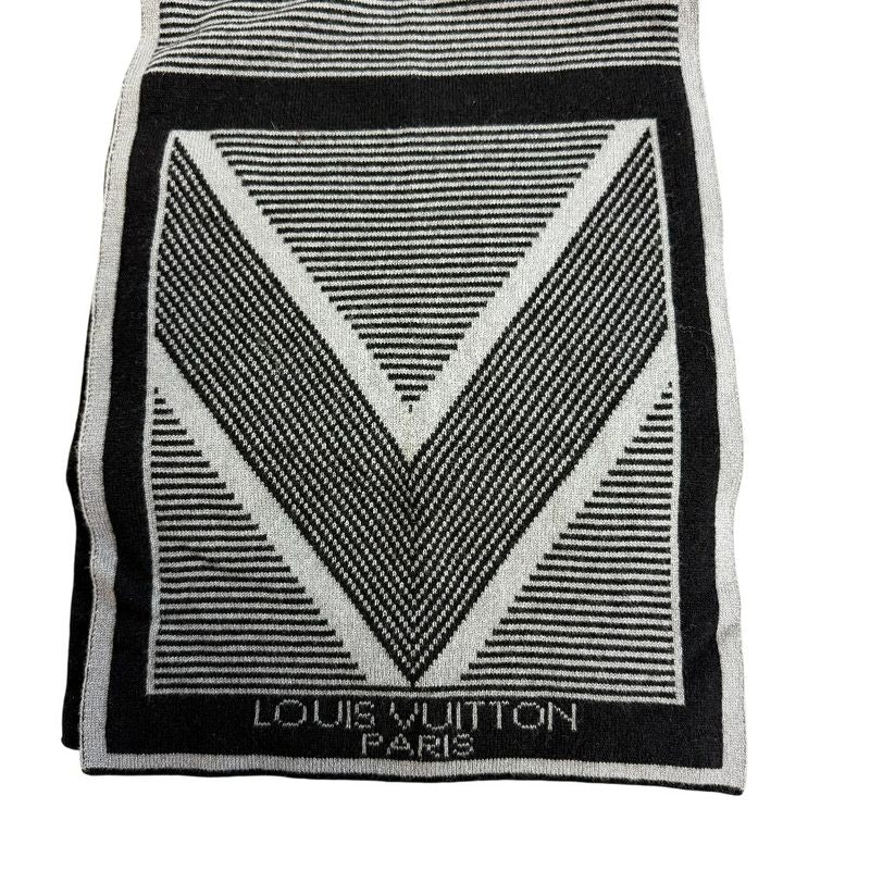Louis Vuitton Scarf Cashmere Gray