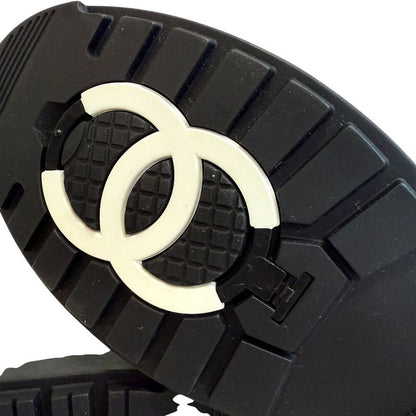 Chanel Snow Boots White