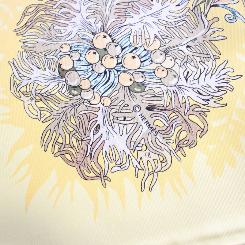 Hermes Carre 90 Scarf L'ile Deserte Human Island Plant Silk Yellow