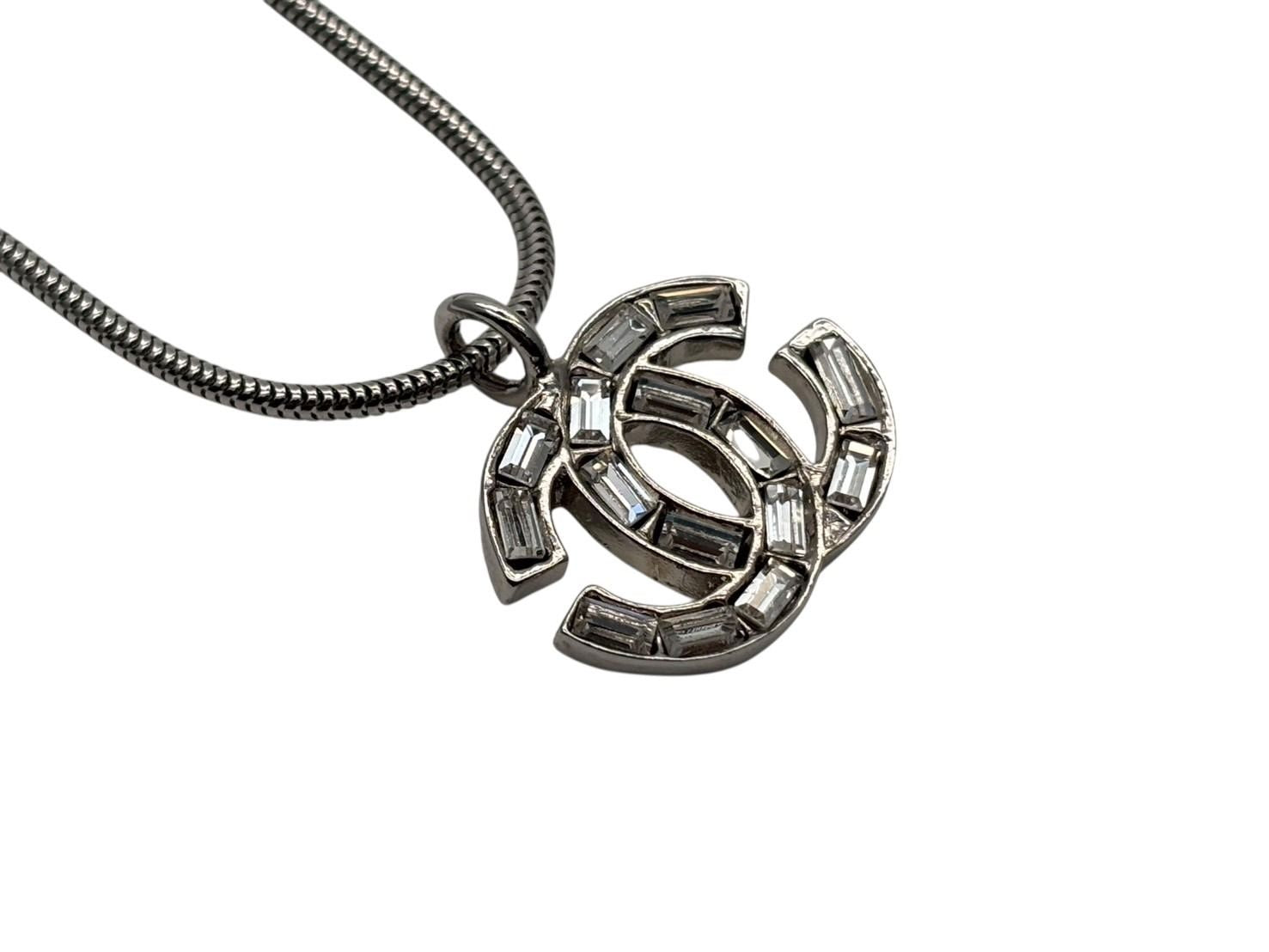 Chanel Rhinestone CC Logo Necklace 01 Silver — view 4