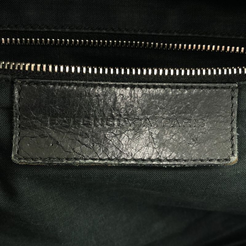 Balenciaga the Matelasse Quilted Leather Bag Black